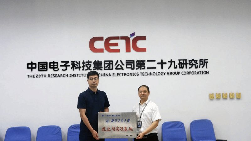 肖特基二极管与普通二极管：性能差异与适用场景解析
